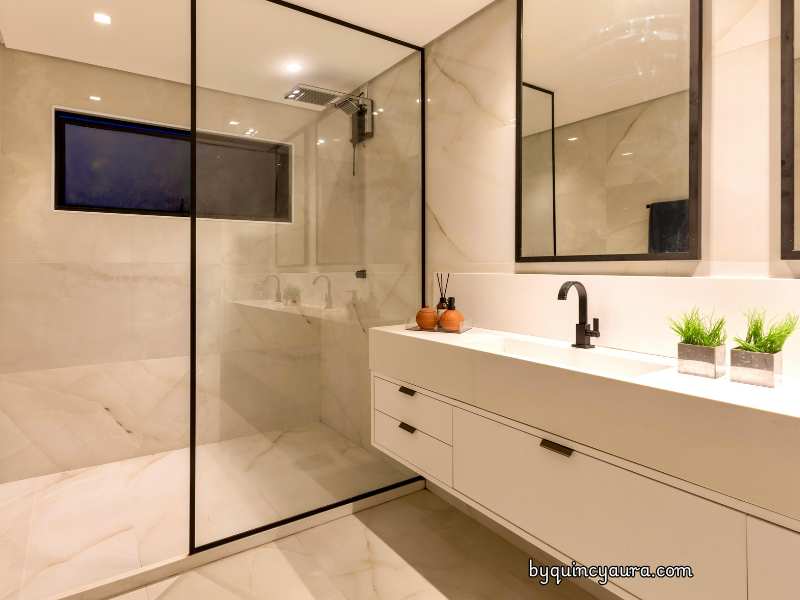 10 Small Bathroom Upgrades That Make Your Space Look Expensive