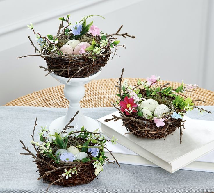 Mini Nest Centerpieces