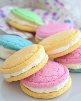 No-Bake Easter Cookie Sandwiches