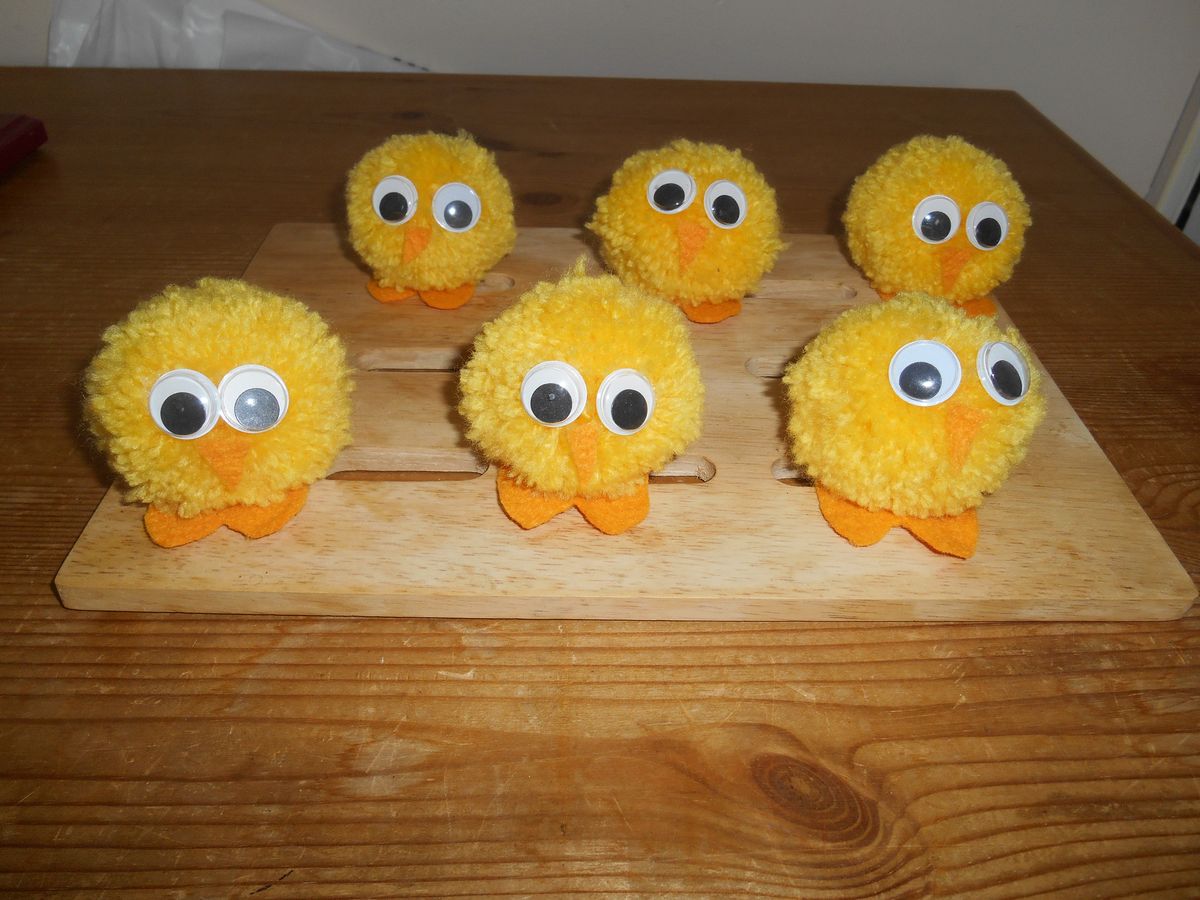 Pom-Pom Chicks on Rocks