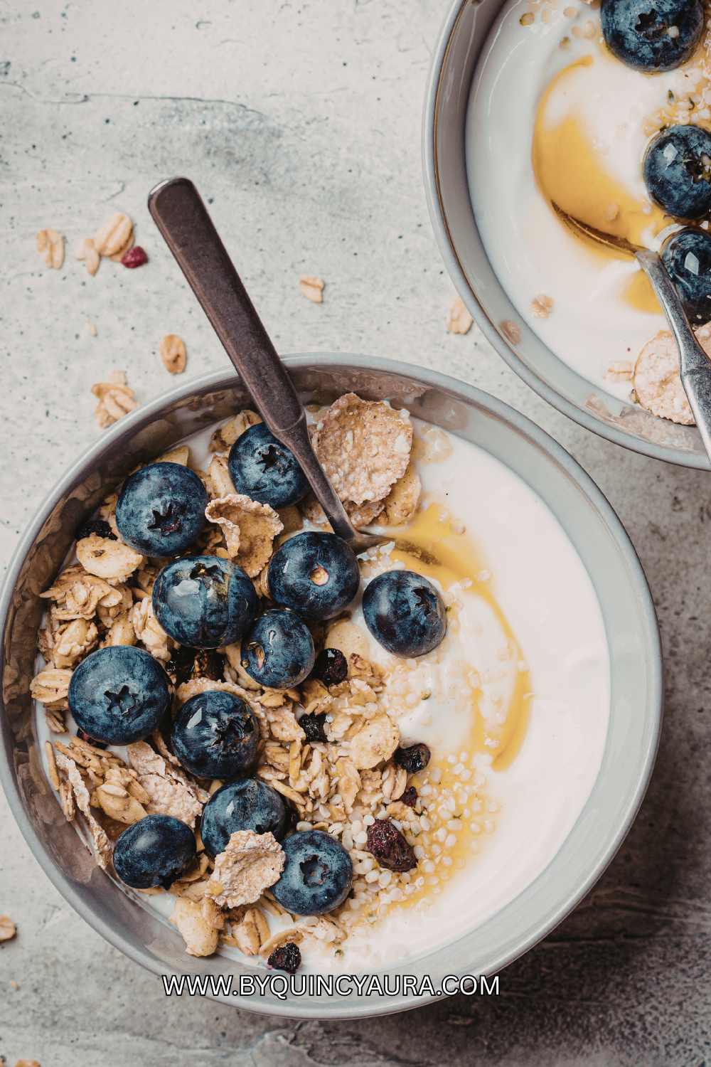 Berry Yogurt Breakfast Bowl
