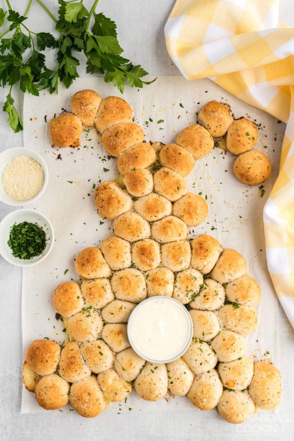Cheesy Easter Pull-Apart Bread