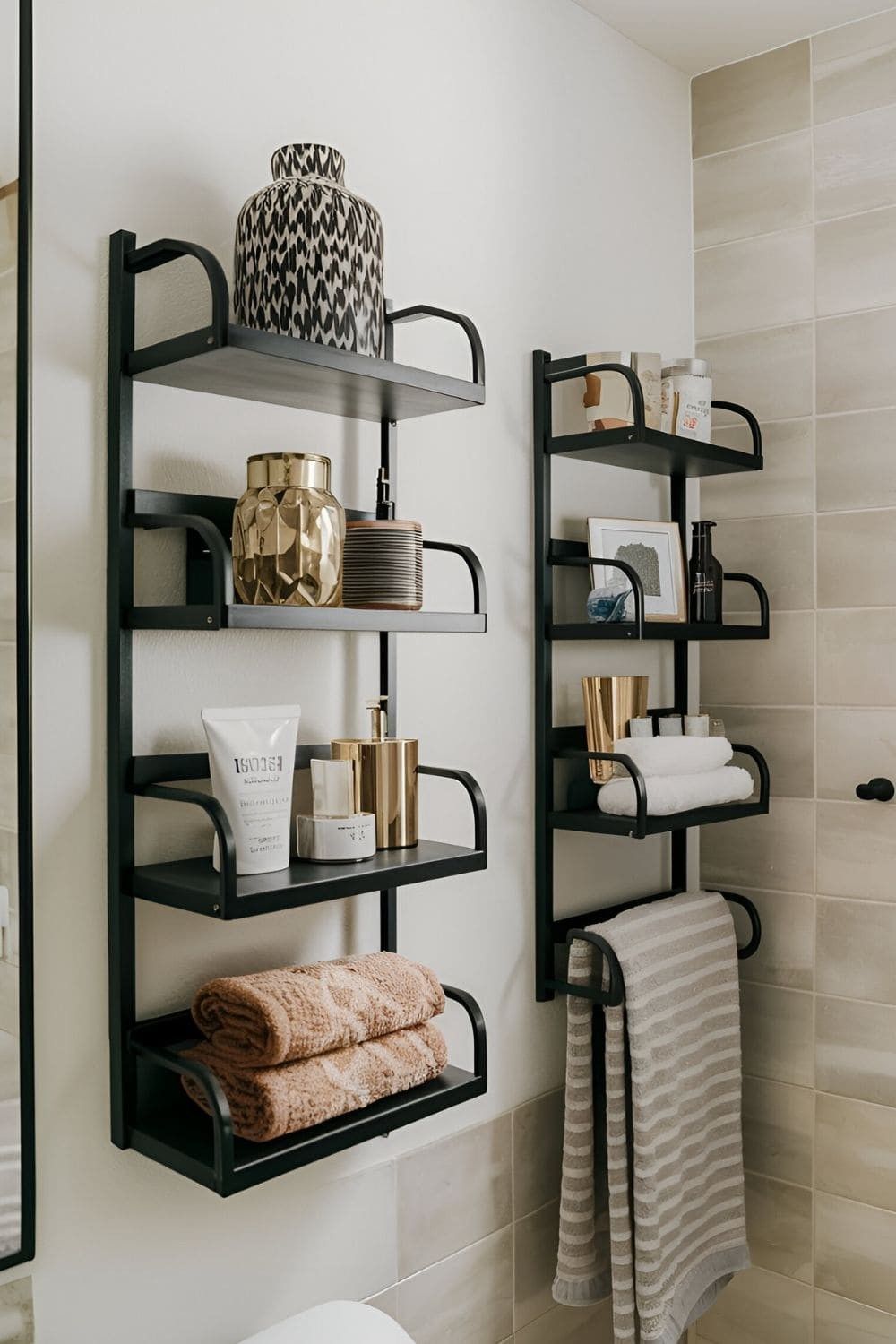 ladder racks to display neatly rolled towels.