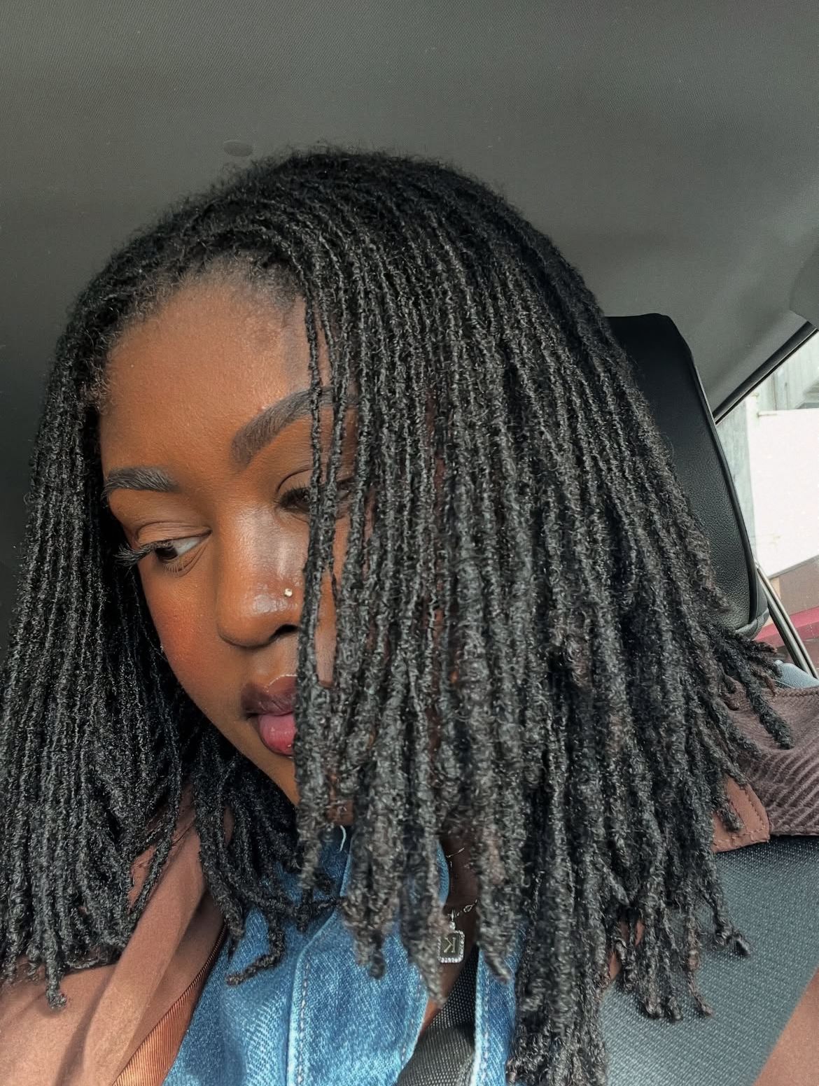 girl on locs