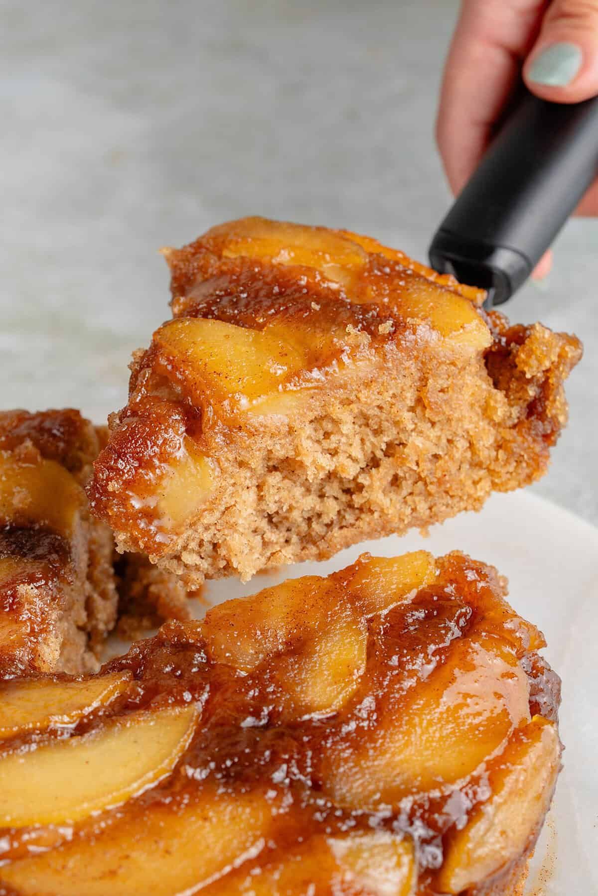 Vegan Caramel Apple Cake
