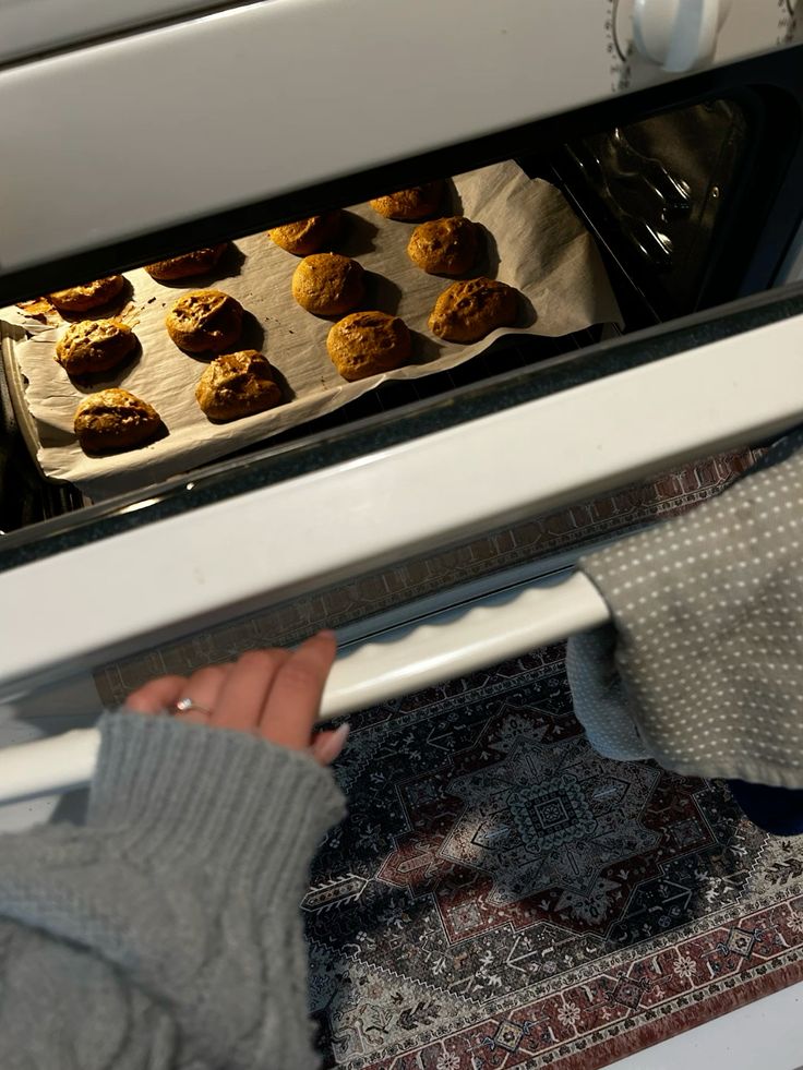 Make Simple Pumpkin Cookies