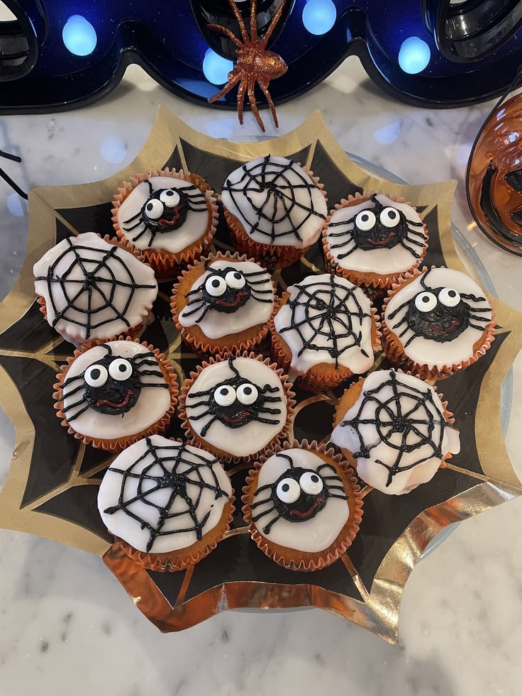 Make Spiderweb Cupcakes