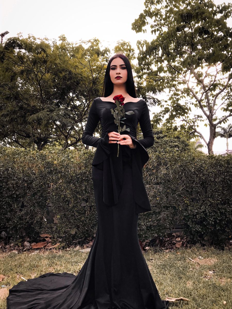 Morticia addams