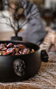 Turn Ordinary Bowls Into Halloween Displays