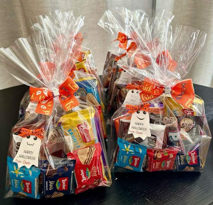 Use small bags for ribbons,