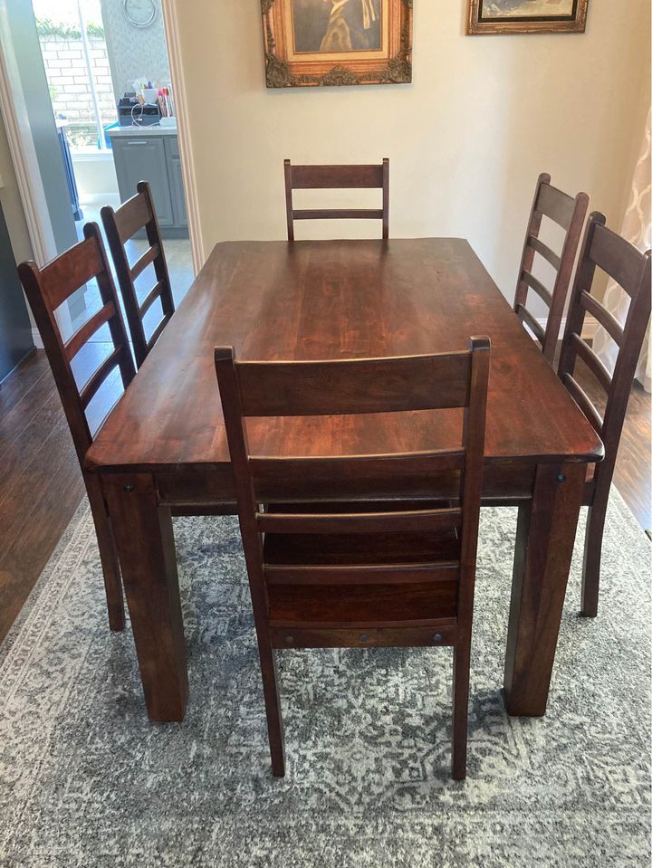 dinning table